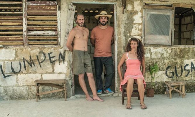 pelicula Santa y Andres